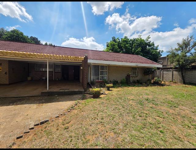 4 BEDROOM HOUSE TO LET IN SASOLBURG EXT 23